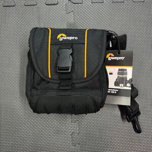 Lowepro Adventura SH 120 II Camera Bag Black Padded Compact DSLR Storage With St